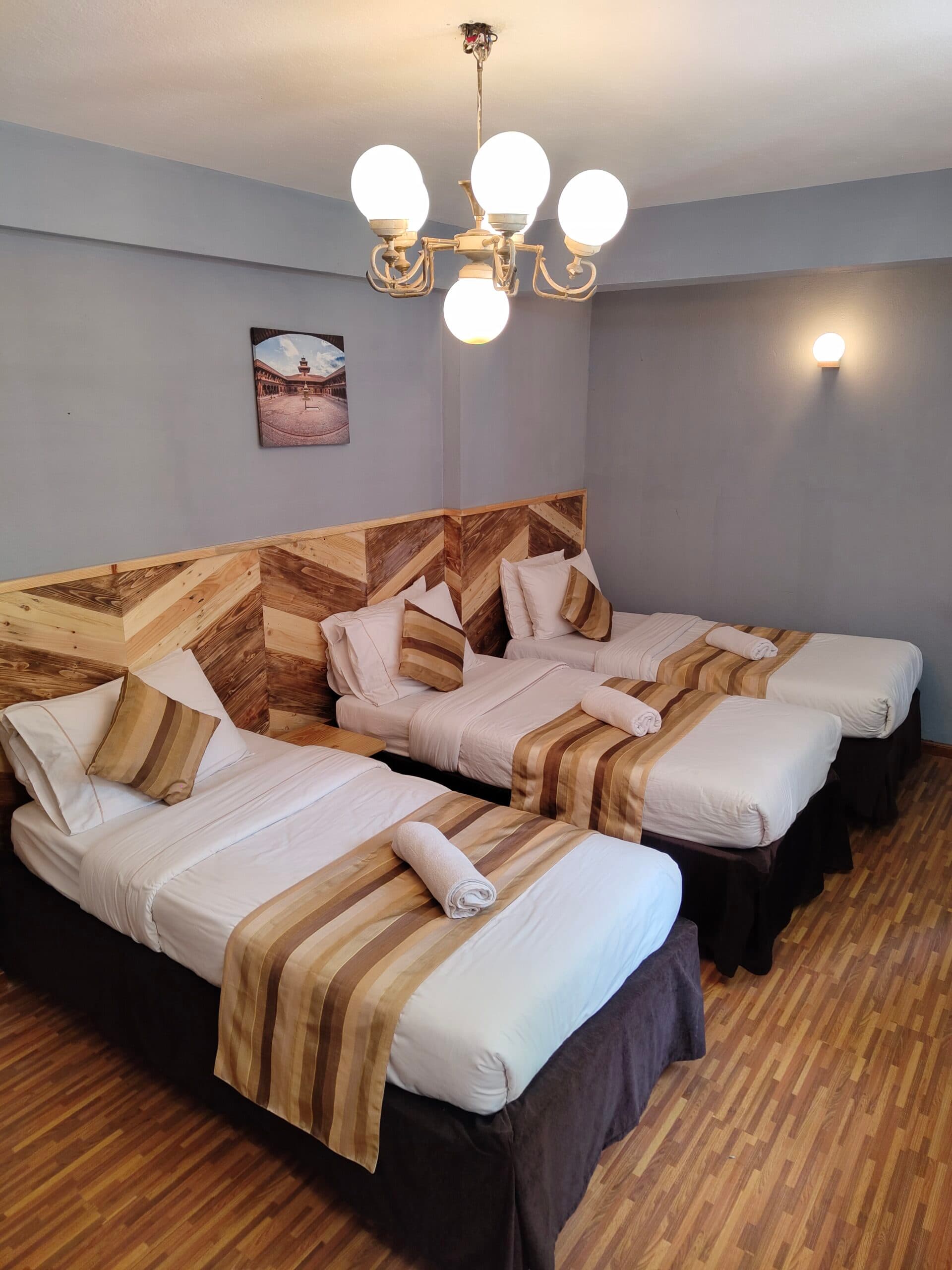 Standard Triple Room 